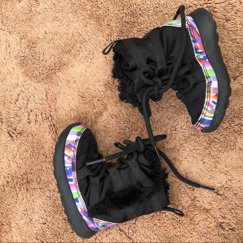 Nike Roshe One Boots